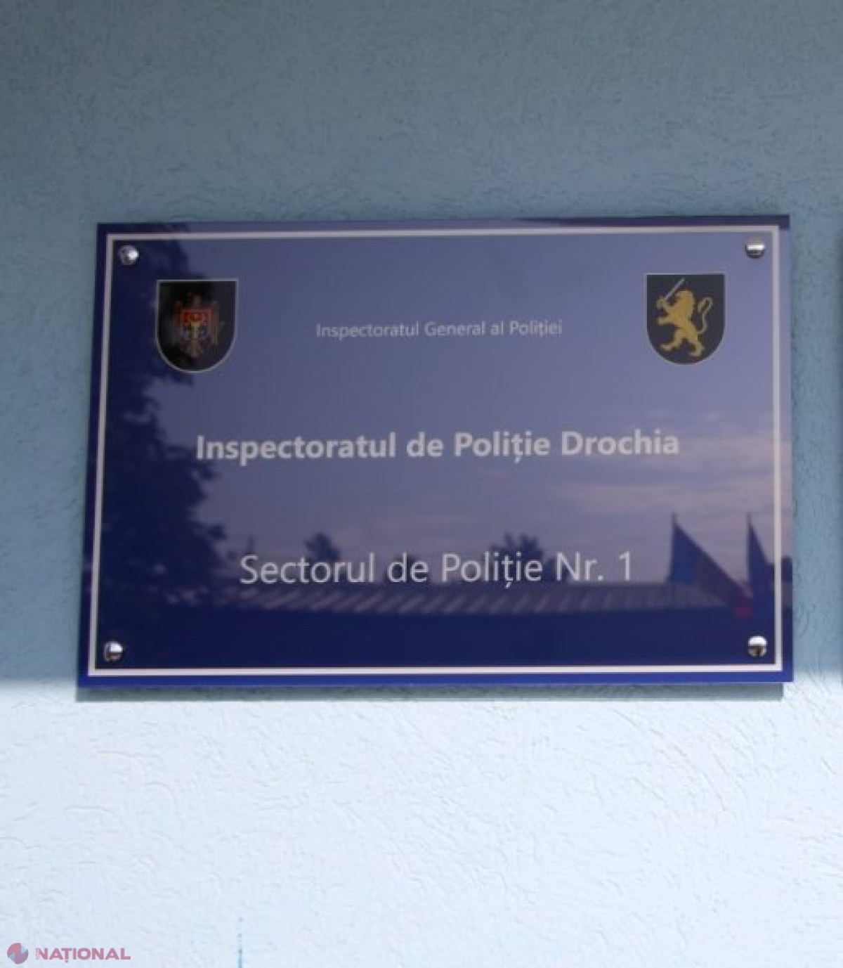 „Corupție sistemică” la Inspectoratul de Poliție din Drochia: Doi angajați ai instituției, reținuți și încă șapte cercetați penal