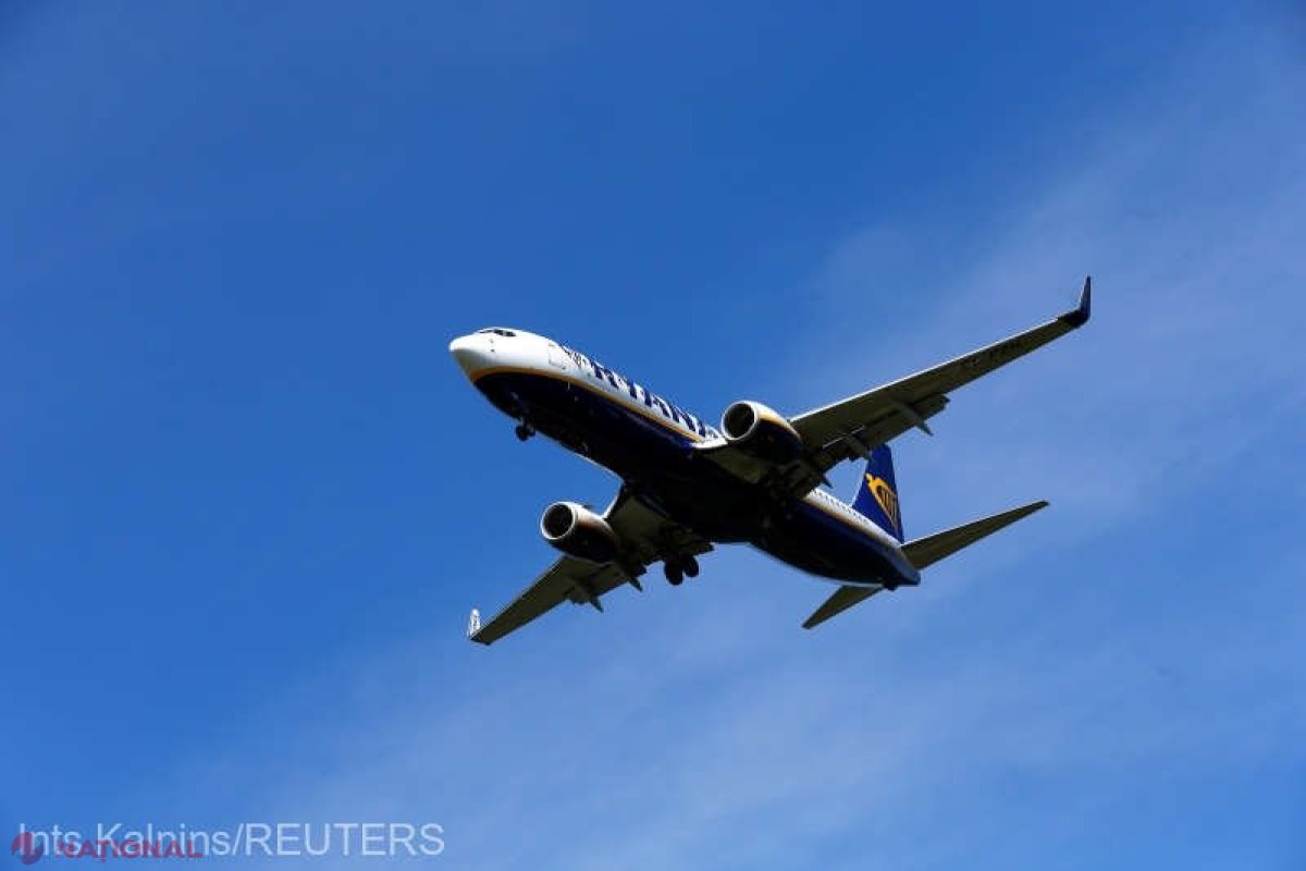 Un avion rusesc a aterizat la scurt timp după decolare din cauza unui incendiu la motor