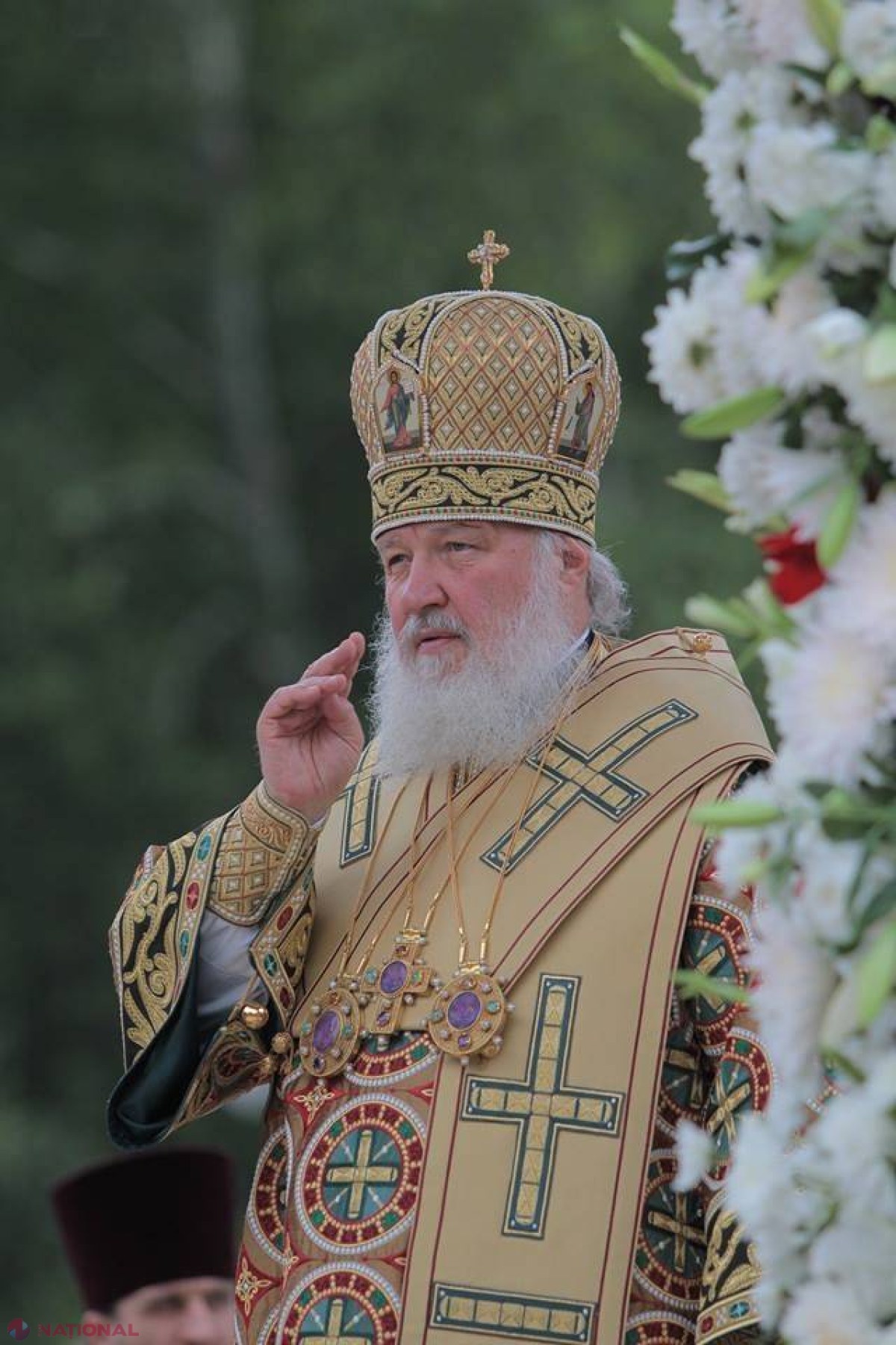 REPORTAJ FOTO Patriarhul Kiril a oficiat liturghia din faţa Catedralei mitropolitane