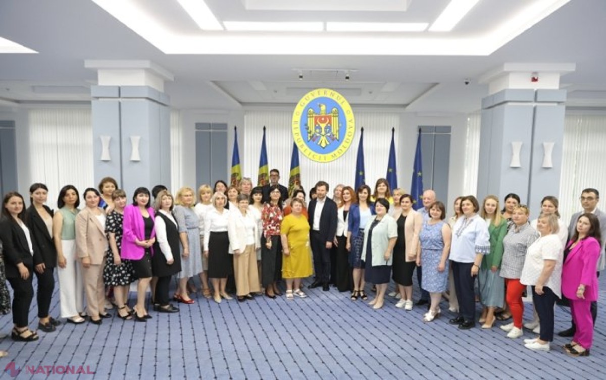 Zeci de profesori de Limba și literatura română din școlile minorităților etnice, cursuri de perfecționare în România. Ambasadorul Cristian-Leon Țurcanu: „Există un interes mare pentru limba română. Chiar facem bine împreună”  ​