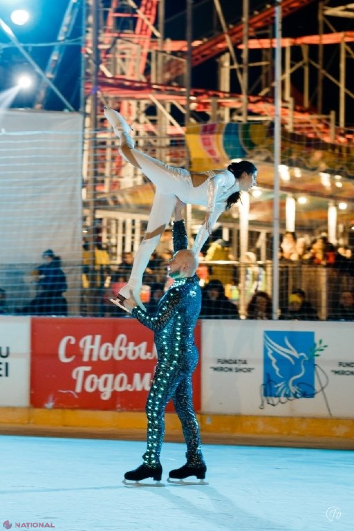 FOTO // La „Orheiland” s-a redeschis cel mai MARE PATINOAR din R. Moldova. Intrarea este GRATIS!