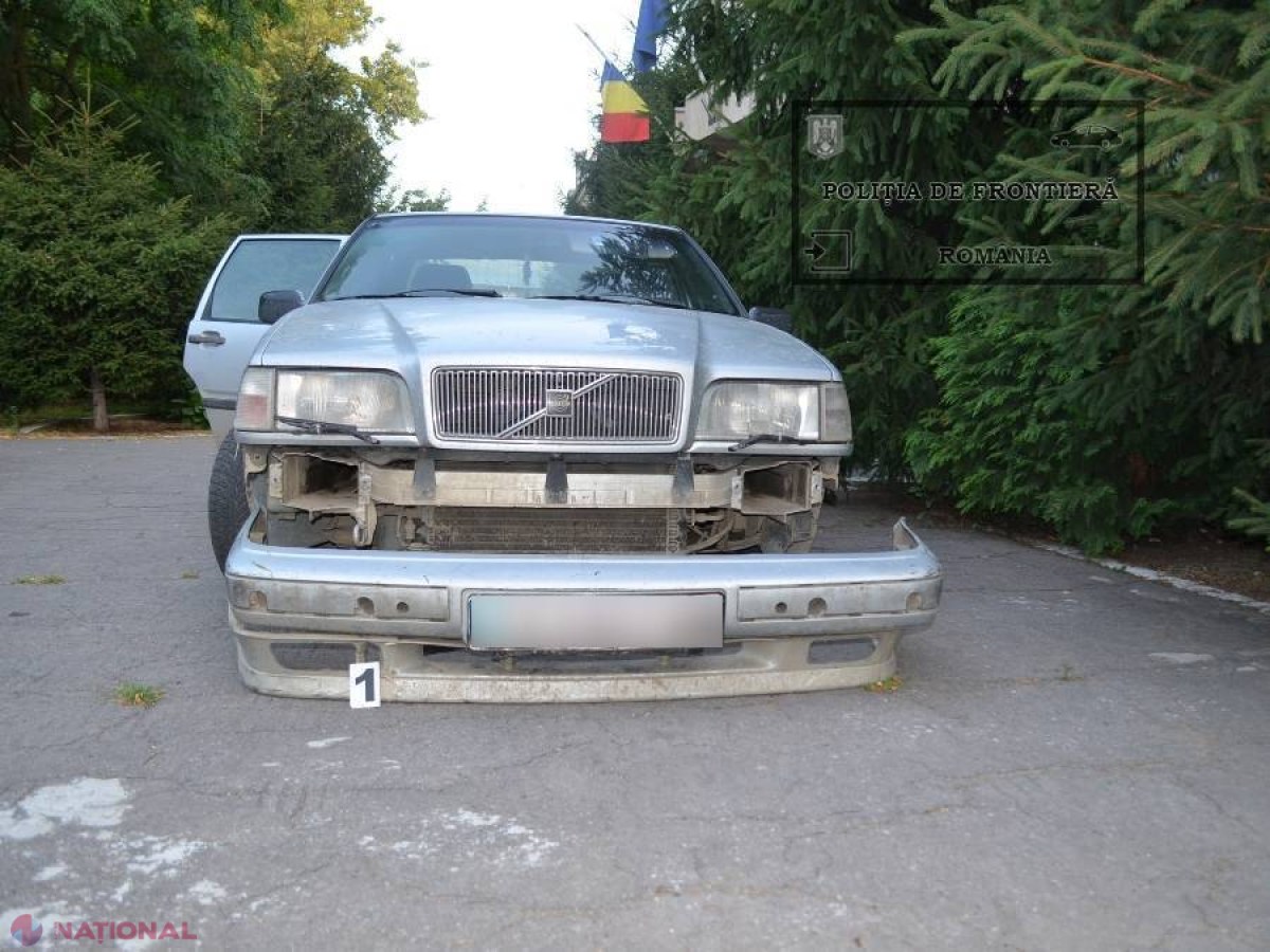 Mașina unui moldovean, filată de polițiștii români