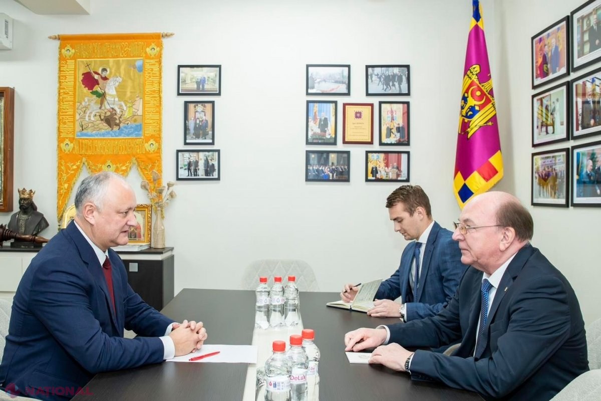 Consilierul municipal Dodon, în APĂRAREA Federației Ruse. Într-o discuție cu ambasadorul Vasnețov, socialistul a criticat guvernarea de Chișinău, pentru că s-a aliniat SANCȚIUNILOR internaționale la adresa Kremlinului