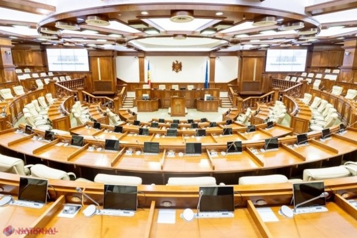 SONDAJ // Partidele proruse din R. Moldova, loiale lui Putin, în KNOCKOUT. PAS și-ar asigura MAJORITATEA parlamentară în cazul unor alegeri anticipate. Ce formațiuni ar mai accede în Parlament
