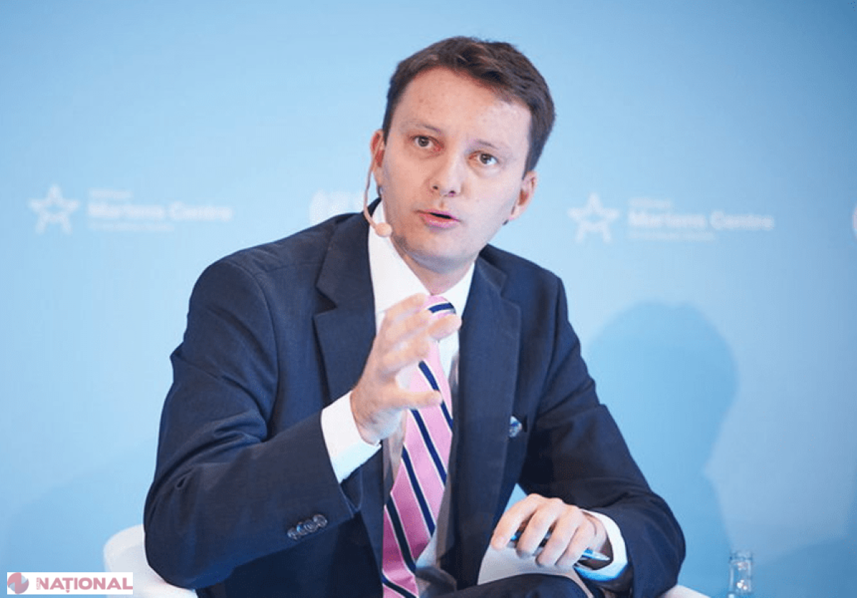 Ce-i solicită un europarlamentar premierului Cioloș în contextul vizitei lui Pavel Filip la București