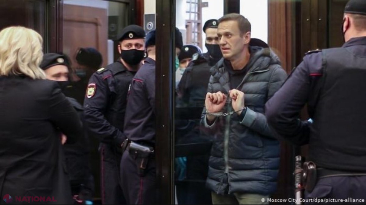 Navalnîi, CONDAMNAT la doi ani şi opt luni de închisoare cu executare