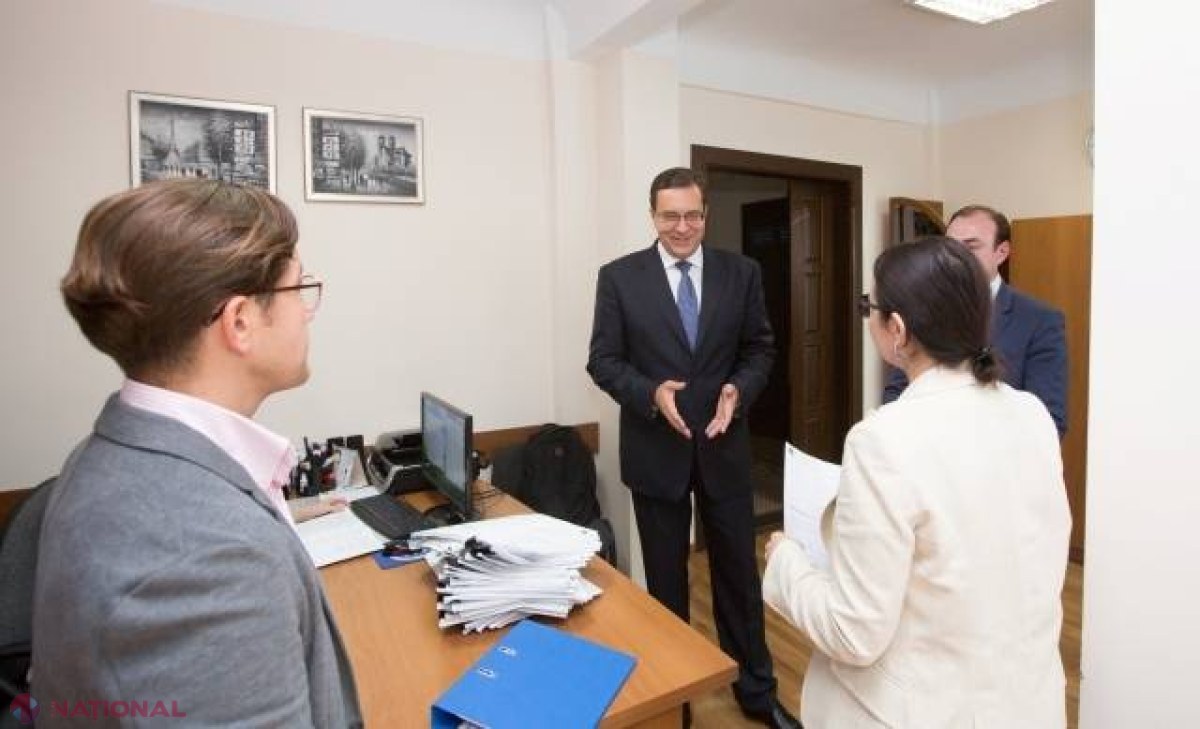 Un deputat al PD afirmă că mulți oameni au rămas NEMULȚUMIȚI de procesul de colectare a semnăturilor pentru Marian Lupu