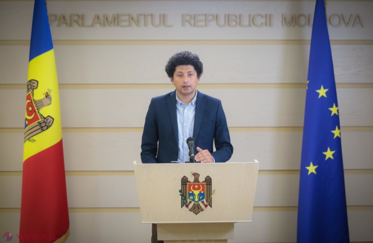 Deputat PAS, replică VITRIOLANTĂ pentru Dodon, Șor „și toată gașca de candidați ai hoților și corupților pro-Kremlin”: „Urmașii lui Lenin și Stalin, care au trimis în Gulag zeci de mii de gospodari, au devenit mari apărători ai proprietății private”