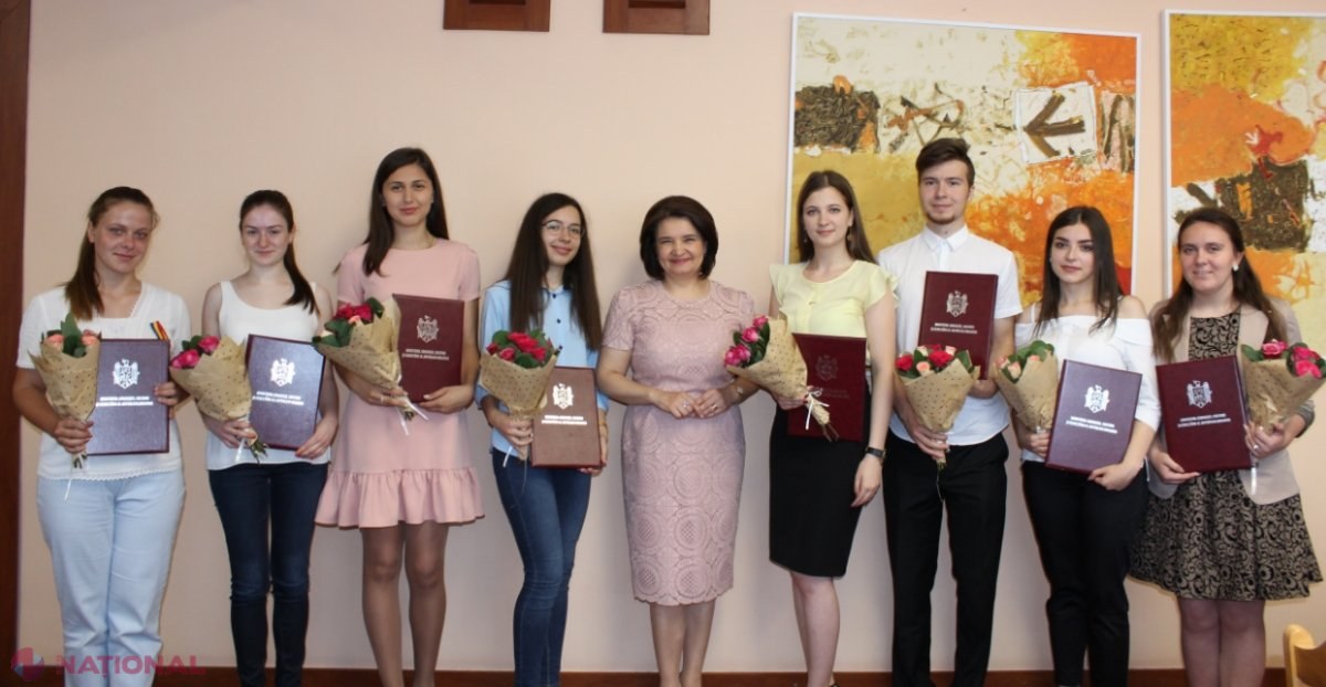 NUMELE absolvenților care au primit „10” pe linie la examenele de BAC: „Voi sunteți cei mai buni dintre cei buni”