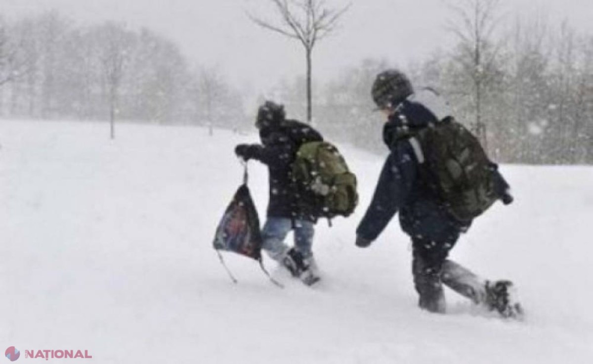 Zeci de școli și grădinițe din R. Moldova rămân și astăzi ÎNCHISE din cauza condițiilor meteo 