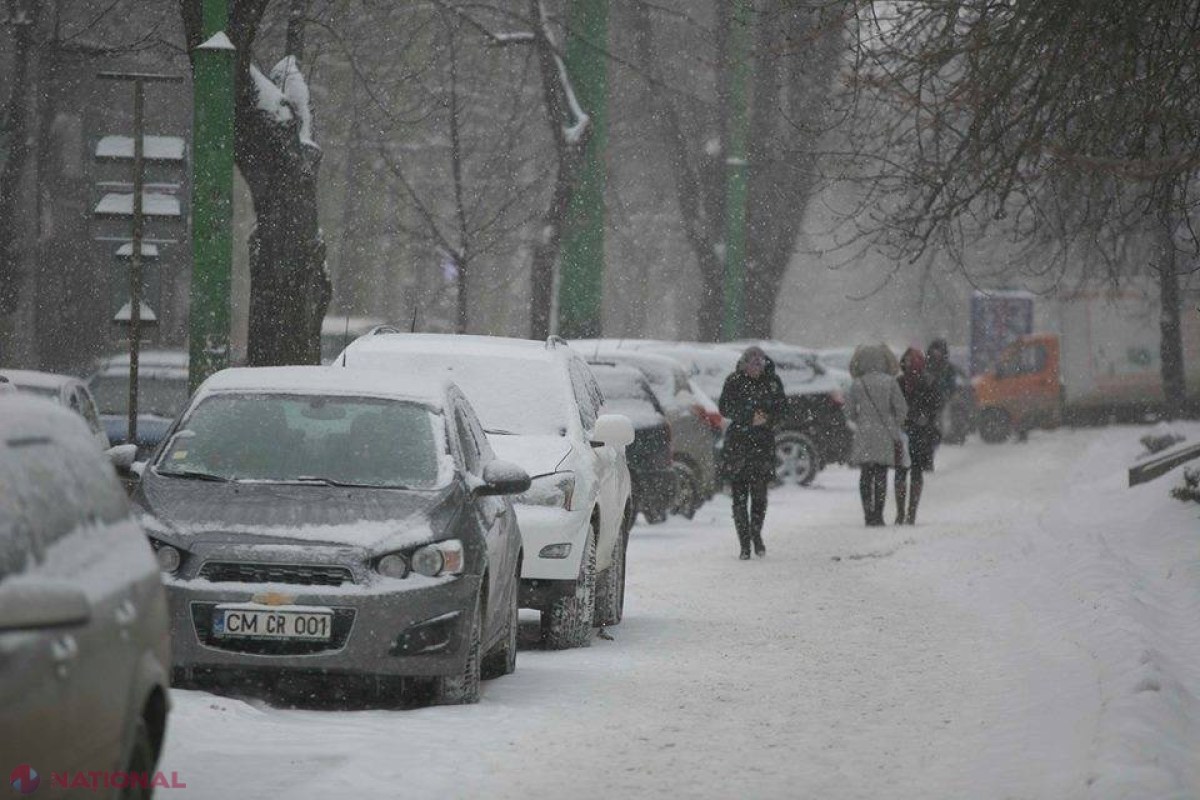 INTEMPERIE // Zeci de sate fără curent electric, peste o sută de mașini blocate în nămeți și puncte de trecere a frontierei, INCHISE