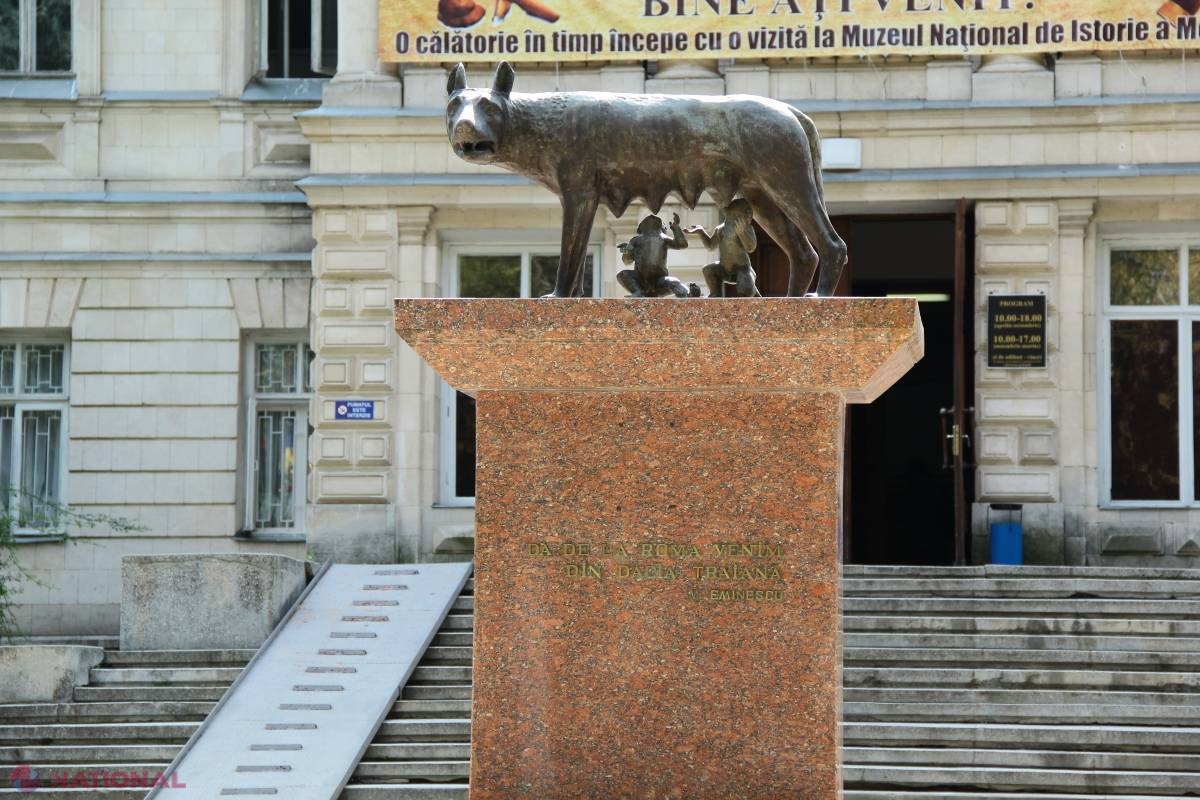 DONAȚIE // În anii de după independență, R. Moldova a primit în dar din România zeci de monumente 