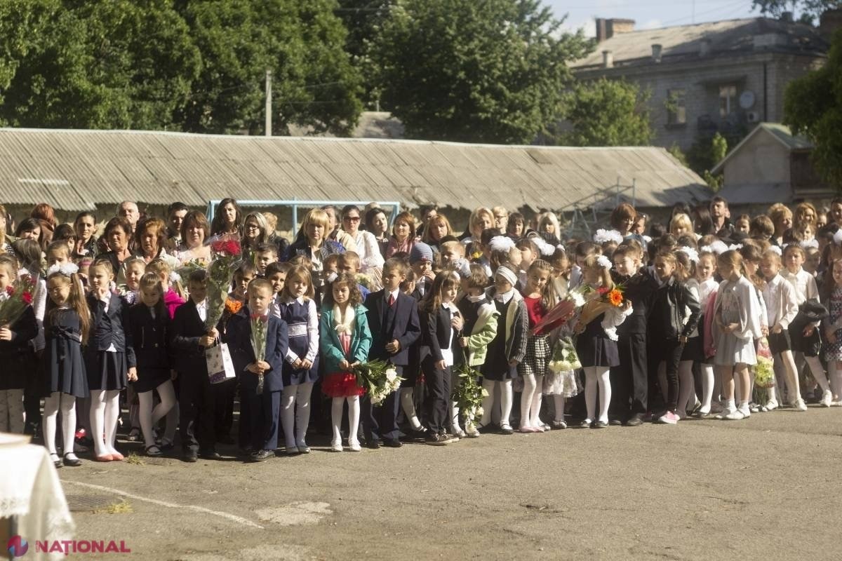 FĂRĂ careuri solemne şi alte festivităţi în școli și licee pe 1 septembrie