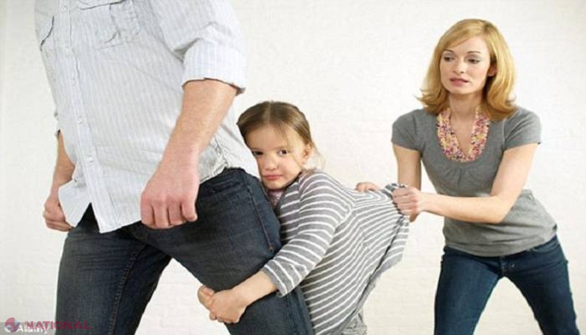 Cum sunt AFECTAŢI copiii de divorţ