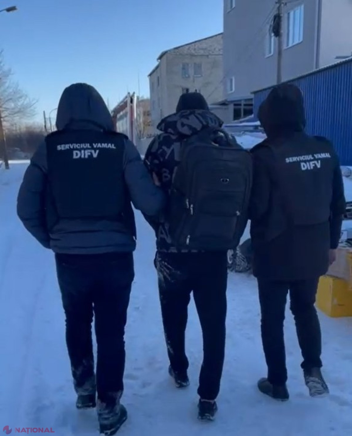 VIDEO // REȚINERI în dosarul care vizează cele peste 23 de kilograme de pastile din care se prepară droguri: Din Cairo, via R. Moldova, spre Cehia