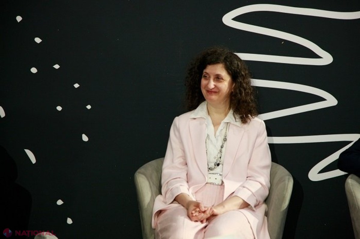 INTERVIU // Liliana Corobca, scriitoare: „Cred că literatura autorilor basarabeni ar trebui să fie mai prezentă în întreg spațiul românesc”