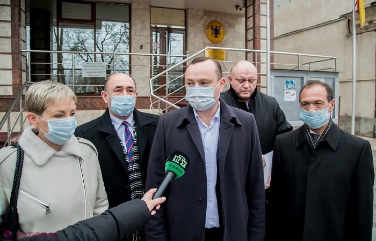 Deputații din opoziție denunță „derapajele de la cadrul constituțional și standardele europene” ale actualei guvernări