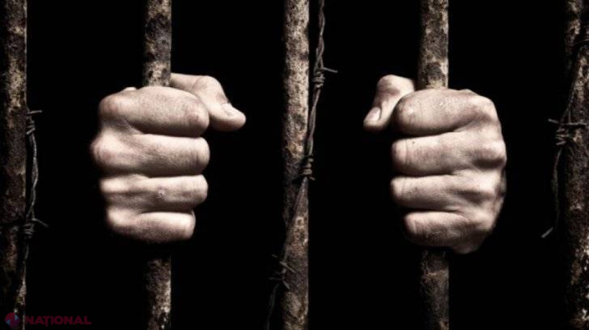 ŞOC: trei ziarişti renumiţi, CONDAMNAŢI la închisoare pe viaţă