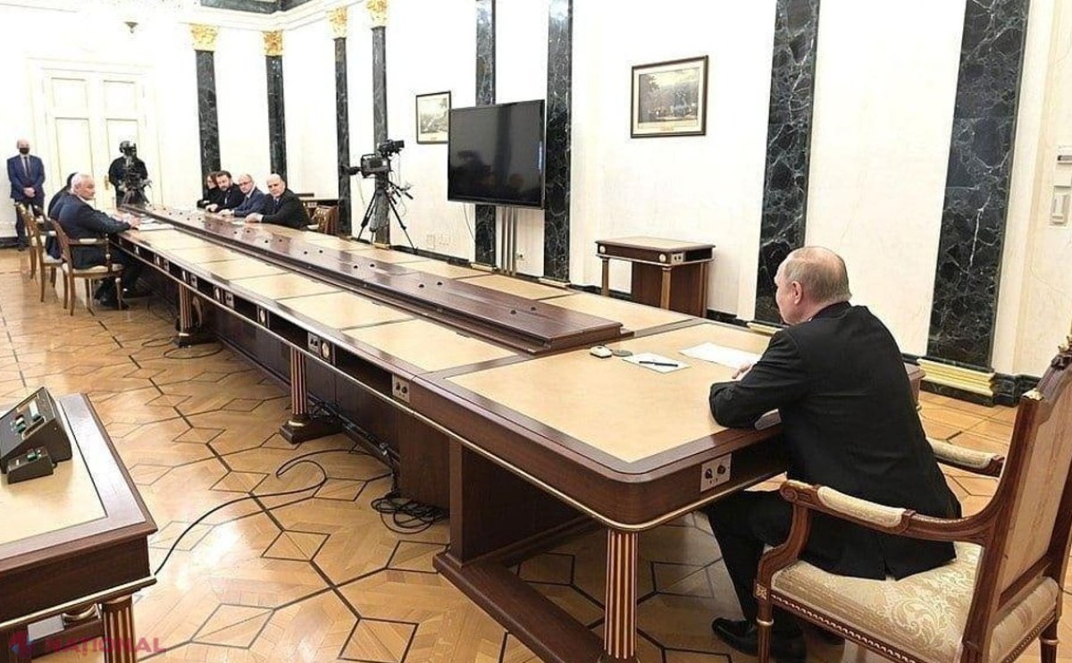Afectat de SANCȚIUNILE Occidentului, Putin a avut o nouă RĂBUFNIRE: „Este imperiul minciunii”. Fețele participanților la reuniune pe probleme economice nu erau deloc optimiste