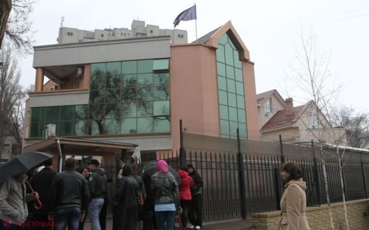 Anunțul Ambasadei României în R. Moldova despre procesul de depunere a JURĂMÂNTULUI