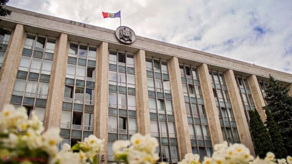 Guvernul are nevoie de peste cinci MILIARDE de lei pentru a acorda compensații la căldură