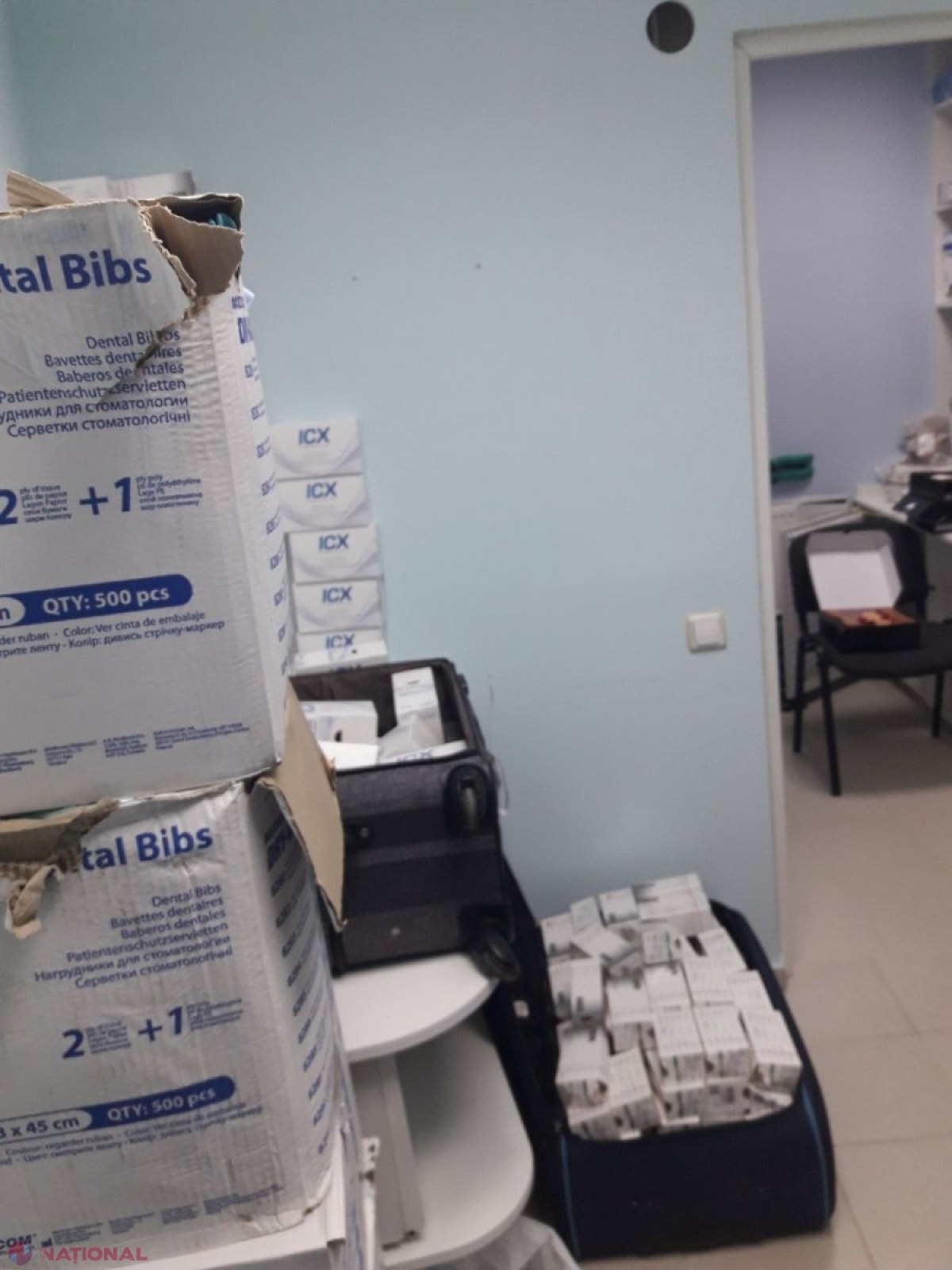 Implanturi dentare de MILIOANE de lei, aduse ILEGAL în R. Moldova. Acestea urmau să ajungă în clinicele stomatologice private