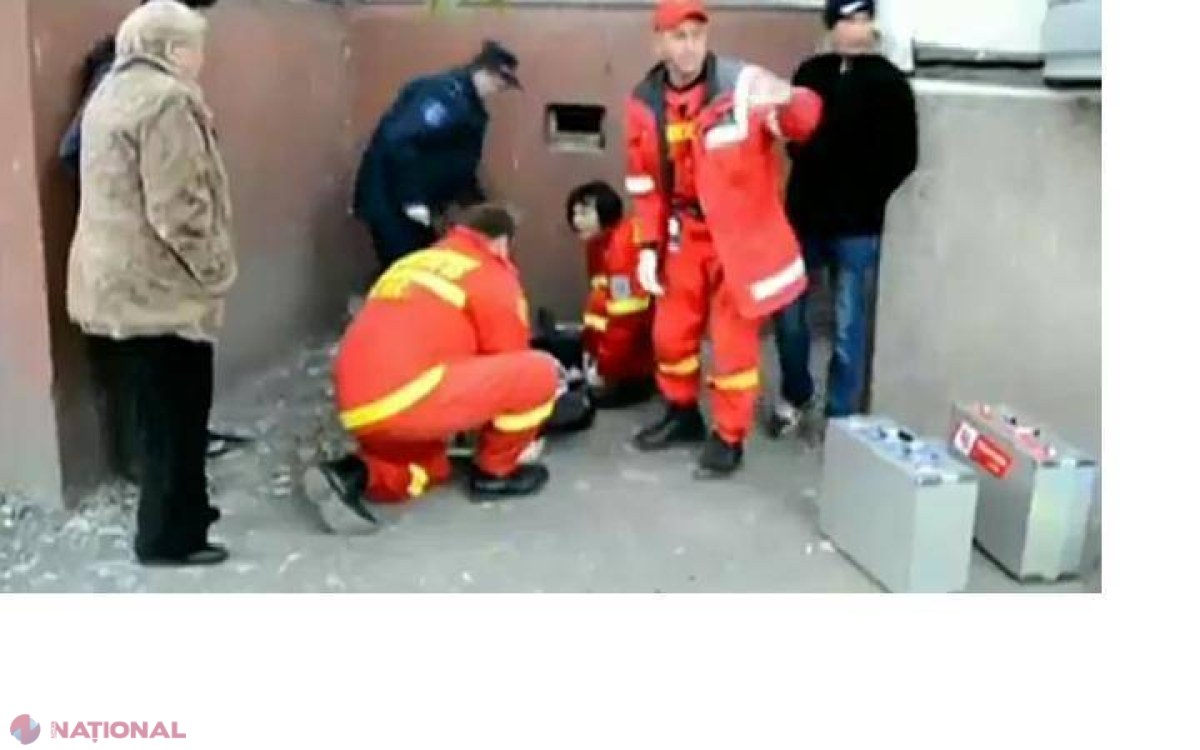 O asistentă medicală a ajuns la spitalul unde lucrează, după ce a căzut de la etajul cinci