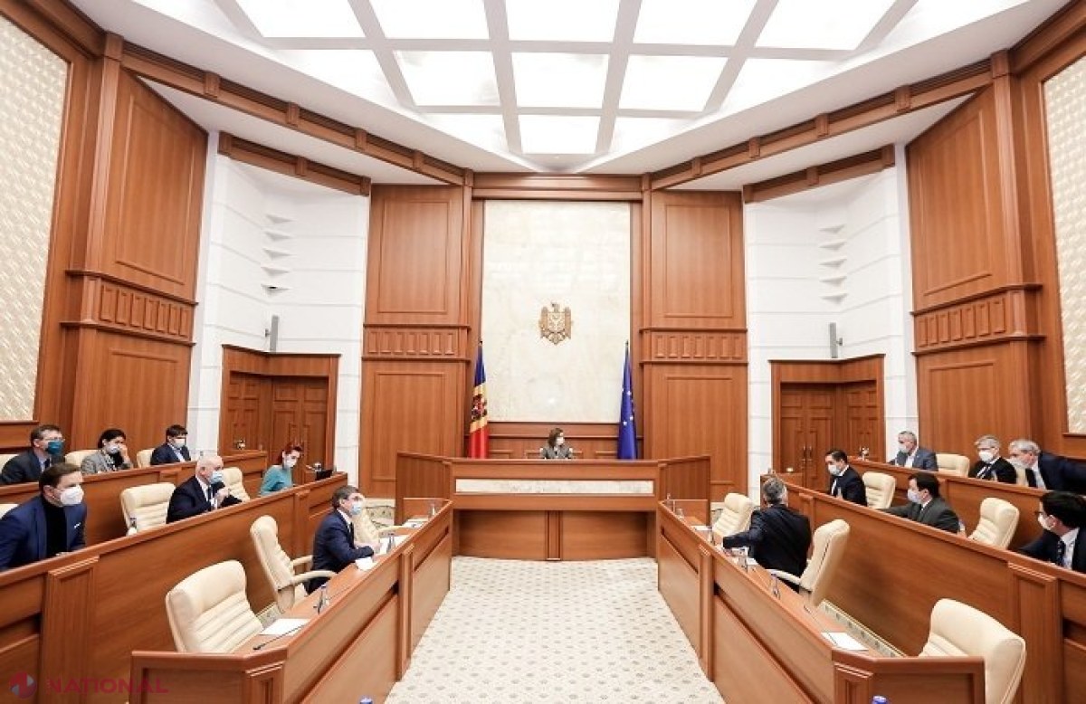 Maia Sandu cere DEMITEREA șefului de la „Calea Ferată a Moldovei” și identificarea resurselor în bugetul de stat pentru a achita salariile angajaților acestei întreprinderi