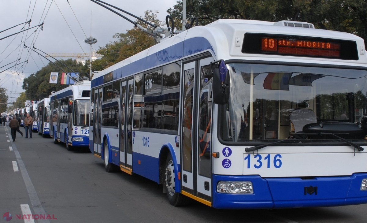 Primarul Ceban a dispus MAJORAREA prețului la călătoria cu transportul public în Chișinău, după ce consilierii municipali i-au permis acest lucru. Începând cu luna viitoare, costul unui bilet la TROLEIBUZ și autobuz va fi de ȘASE lei