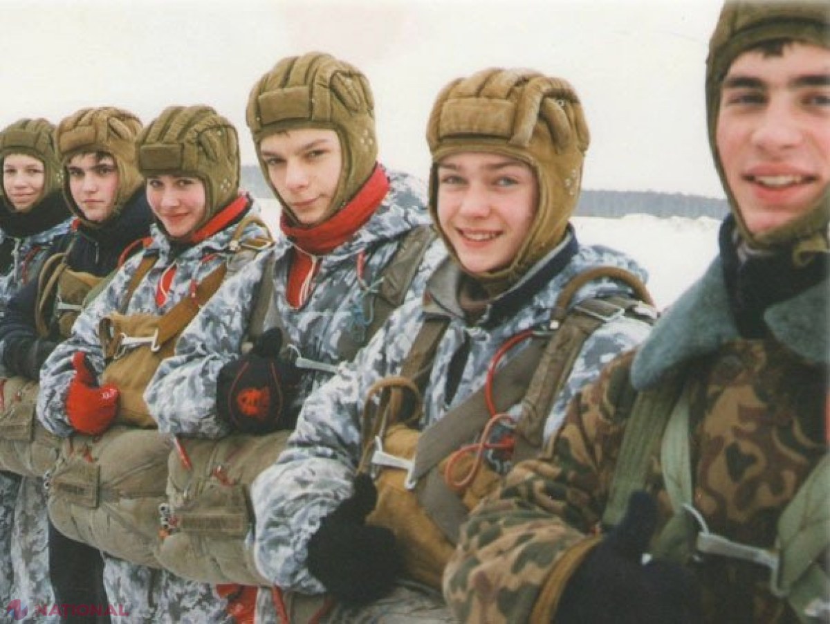 VIDEO // „Militarizarea” elevilor, propunerea insistentă a unui general rus: „Copilul se teme de o armă. Vi se pare normal?” 