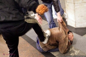 Chișinău // BĂTAIE între studenți. Un tânăr a DECEDAT, iar trei au ajuns la spital