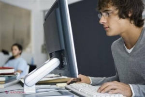 EPIDEMIE mondială cauzată de COMPUTERE şi TELEFOANE