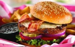 Efectele consumului de fast-food asupra obezităţii: Cum ne afectează fiecare meniu consumat