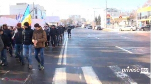 Angajaţi ai MTIC, aduşi cu FORŢA să susţină candidatul democraţilor la funcţia de premier? Ce spun cei de la MTIC