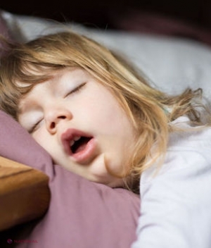 Copiii Dvs. respiră pe gură când dorm? Cum le afectează acest lucru sănătatea