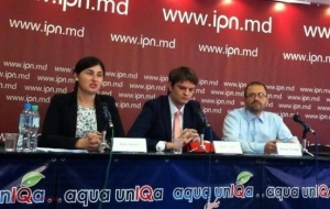 Se caută cei mai ACTIVI VOLUNTARI din R. Moldova pentru a fi PREMIAȚI!