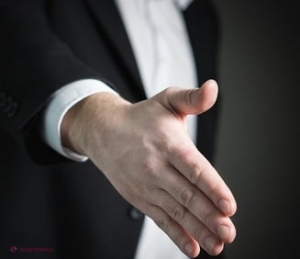 Au refuzat să strângă mâna persoanelor de sex opus așa că n-au primit cetățenie elvețiană