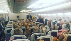 VIDEO // Un prinţ arab a plecat în vacanţă cu cele 80 de „PĂSĂRICI”. În avion s-a întâmplat ceva cu totul NEAŞTEPTAT