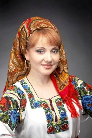 Adriana Ochişanu: „Nu le port pică. Sunt fericită!”