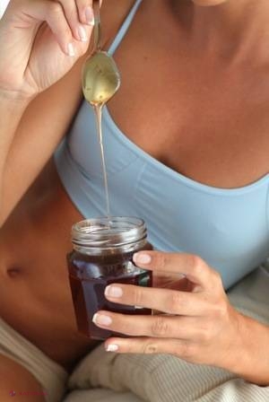 Uită de pastile! Antibiotice NATURALE extrem de eficiente
