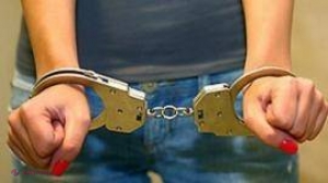 Casiera unei bănci a furat nouă kilograme de aur