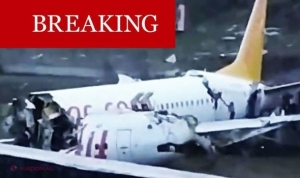 Un avion de linie s-a PRABUŞIT pe aeroportul din Istanbul. Aeronava s-a RUPT în două
