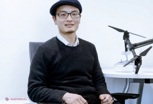 Povestea unui tânăr care a dezvoltat o afacere de peste 15 miliarde în camera de cămin a facultăţii şi care acum are 14 000 de angajaţi