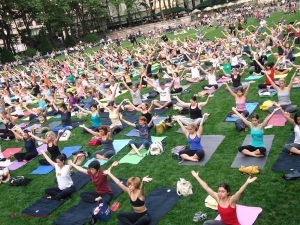 Ziua Internațională a Yoga // India a stabilit ieri două recorduri MONDIALE
