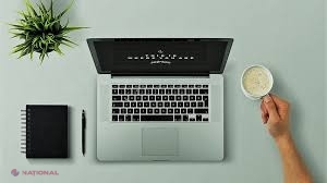 UTIL // Ce trebuie să faci când verși apă, suc sau cafea pe laptop