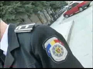 Polițiștii vor avea uniforme noi