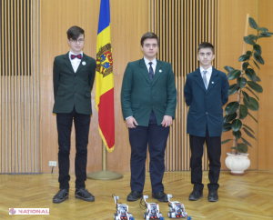 Cursuri de ROBOTICĂ în școlile din R. Moldova. Opt instituții au primit tehnică gratuit 