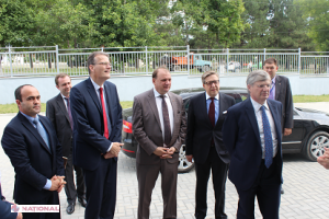 FOTO Oficiali europeni, în ipostaze INEDITE la Ciorescu! Am putea livra în UE ouă și carne de pui