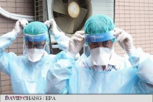 PREMIERĂ mondială: Medicii din Franța au salvat o femeie care suferea de CANCER osos