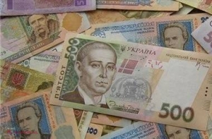 RESTRICȚIE // Ucrainenii nu-și pot scoate banii din bănci